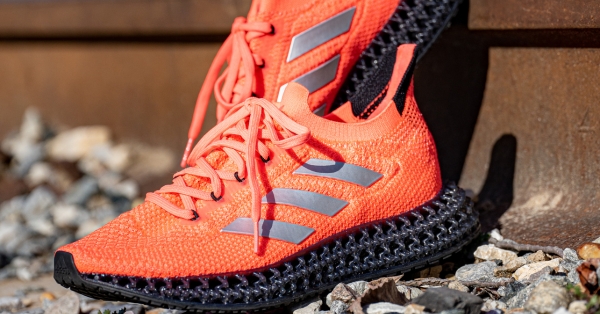 Adidas - טכנולוגיית Boost לבלימת זעזועים